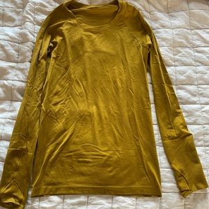 Run swiftly tech long sleeve lululemon 6